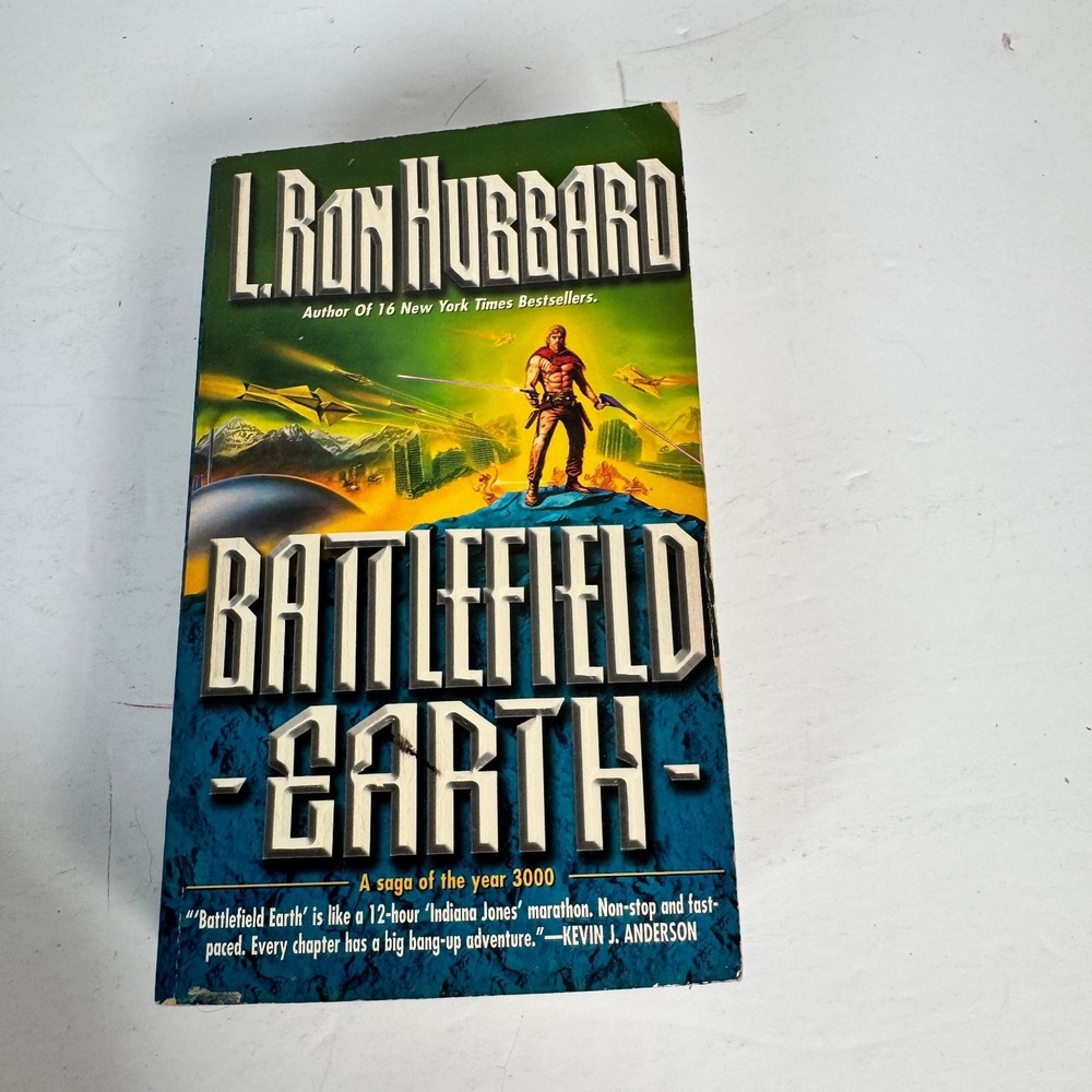 Battlefield Earth L. Ron Hubbard 1995 Paperback Sci-Fi Saga Bridge Publications